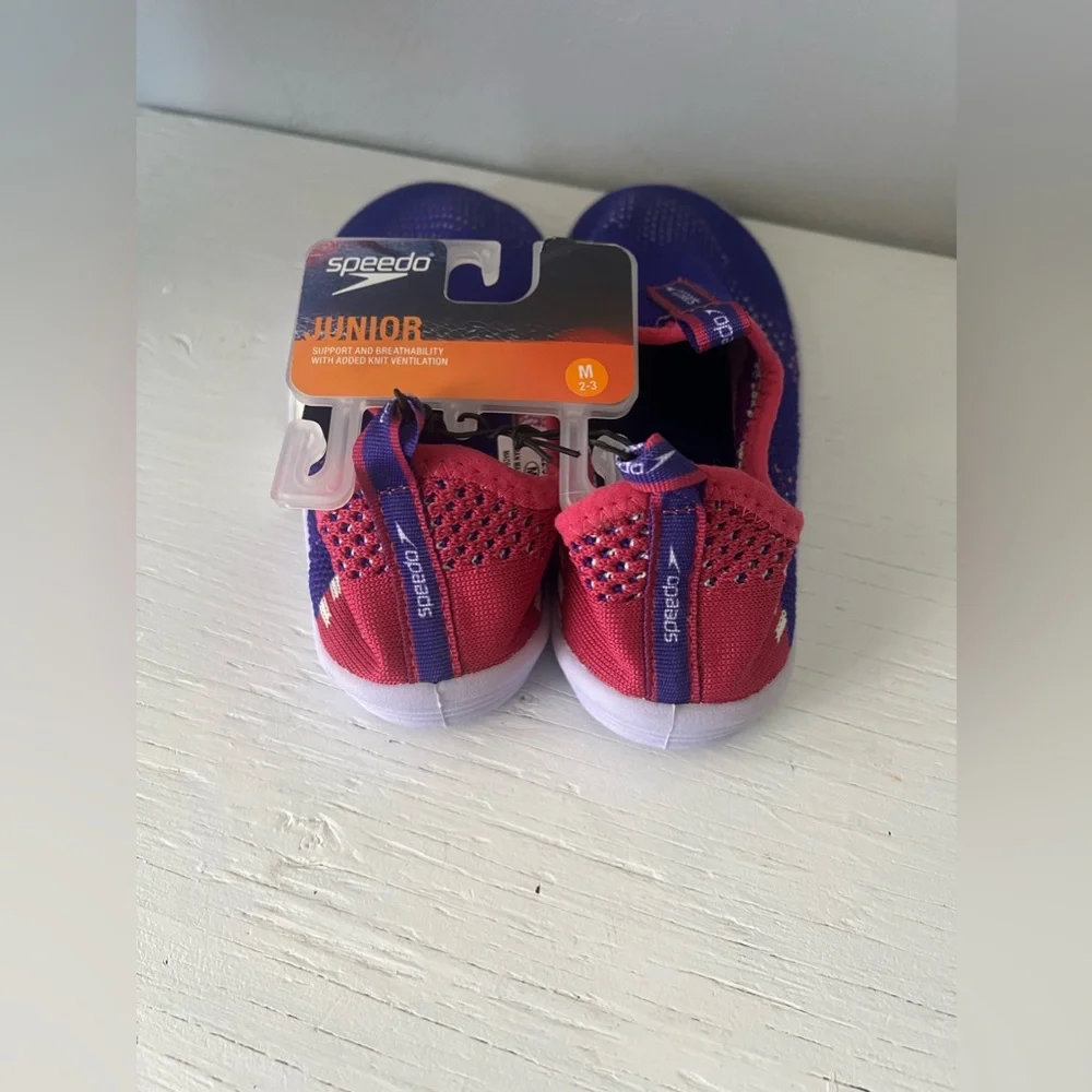 Speedo Junior Surf Strider Water Shoes Size Med 2-3